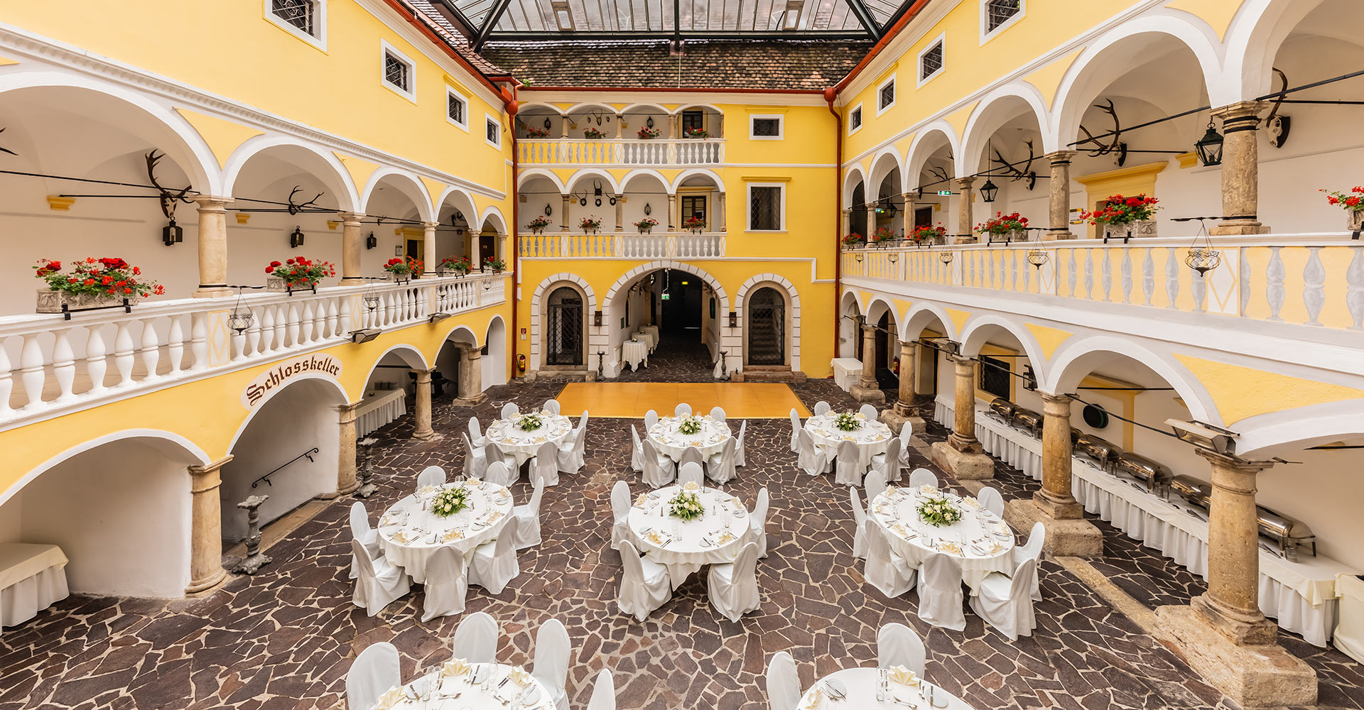 Welcome to Hotel Schloss Weikersdorf